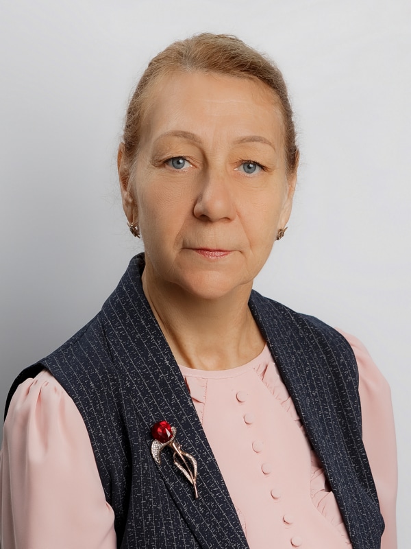 Ямолтдинова Любовь Яковлевна.
